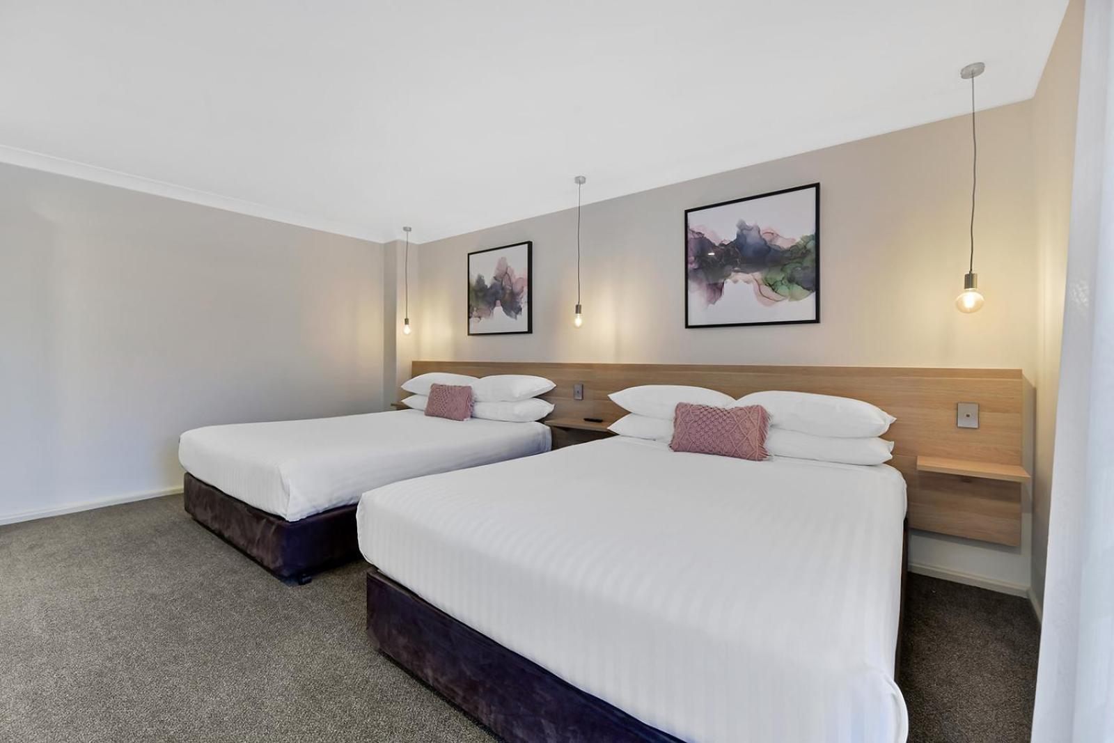 Central Caleula Motor Lodge Orange Bagian luar foto